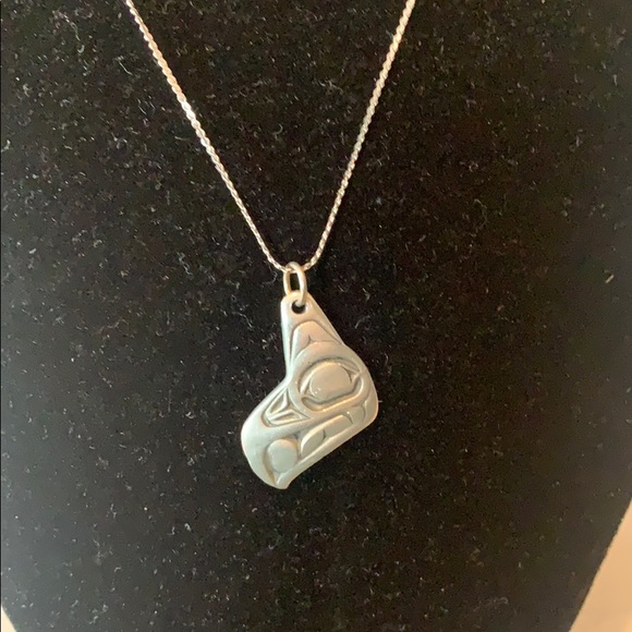 17 inch chain with American Indian made pendant - Picture 3 of 4